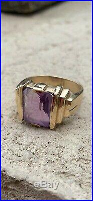10K Solid Yellow Gold Vintage 1950's Men's Amethyst Ring. Bold and Beautiful