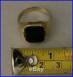 10kt Gold Mens Ring Onyx Stone ESTATE VINTAGE See photos