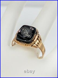 Antique Victorian 1870s SOLDIER ONYX CAMEO 14k Yellow Gold Mens Ring Band RARE