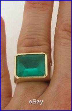 Beautiful Big Mans Vintage 14K Gold Ring 19 grms Large Synthetic Emerald 16 x 13