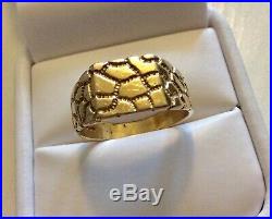 Gents Vintage Full Hallmarked Solid 9CT Gold Mens Signet Ring V 1/2 Abstract