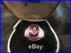 Lovely Mens Vintage 10ct Gold, Ruby & Enamel Masonic Ring, Helm & Hahn