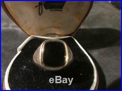 Lovely Vintage Mens 9ct Gold & Onyx Engraved Ring, Birm, 1973
