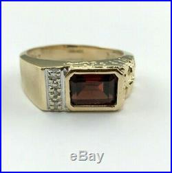 Men's GTR Vintage Inset Garnet & Diamond Accents Nugget Ring 10KY Gold, SZ. 9.75