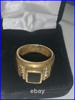 Men's ONYX Ring with Diamonds in 14K Gold. VINTAGE. RETRO. Free Shipping