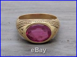 Men's Yellow Gold Vintage Engraved 18K Ruby Ring Size 8.5