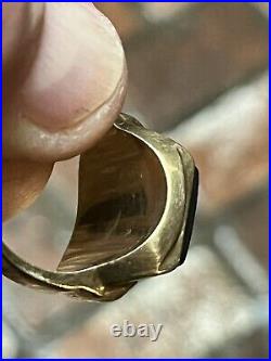 Mens 10k yellow gold intaglio roman legionnaire hematite ring, size 9 10grams