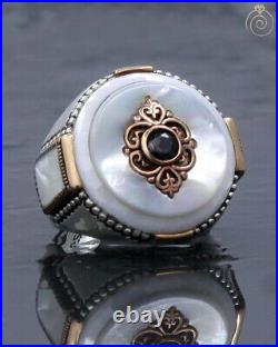 Mens Heraldic Design Statement Vintage Ring Round Mother of Pearl Stone Jewelry