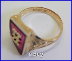 Nice Vintage 10K Yellow Gold GOTHIC K Signet Men's Ring With Diamond