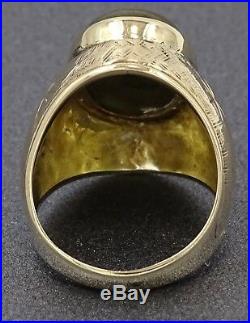 REDUCED- VINTAGE 9ct Yellow Gold Agate Ring with Engraved Shoulders Mens Ladies