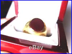 VINTAGE ESTATE 750 YELLOW GOLD MASSIVE MENS RING with CARNELIAN, LONDON, 1950