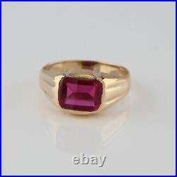 Vintage 10K Yellow Gold Red Stone Ring Size 10.5 Circa 1950