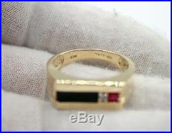 Vintage 10k Yellow Gold Men`s Ring With Diamond, Ruby & Black Onyx. Size 10.5