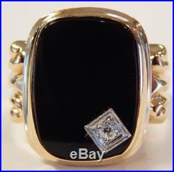 Vintage 10k Yellow Gold Onyx & Diamond Mens Ring Stunning Design! Sz 9.5