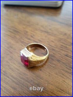 Vintage 14k Yellow Gold & Garnet Size 7.5 Men's Pinky Ring, 12.5 grams