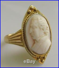 Vintage 15ct yellow gold man set in an oval coral cameo ring size I 1/2