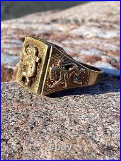 Vintage 18K Yellow Gold Lion Passant or Lion of England Ring Size 10