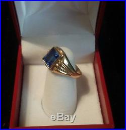 Vintage 1960s Boys / Young Men 10k Yellow Gold Synthetic Blue Sapphire Ring Sz. 7