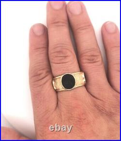 Vintage Egyptian Revival Bloodstone Intaglio 14K Yellow Gold Men's Ring