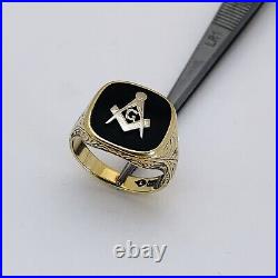 Vintage Estate 14K Yellow Gold Black Onyx Masonic Ring Size 8.75