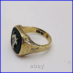 Vintage Estate 14K Yellow Gold Black Onyx Masonic Ring Size 8.75