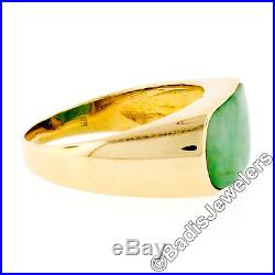 Vintage Men's 14K Yellow Gold Curved Custom Oval Cut Bezel Set Jade Band Ring