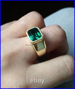 Vintage Men's 2Ct Green Emerald Solitaire Pinky Band Ring 14K Yellow Gold Finish