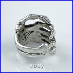Vintage Men's Sterling Silver 925 Hand Shaped Skeleton Joint Ring Size 11
