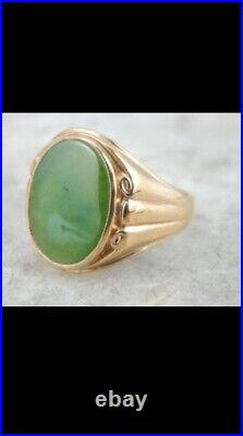 Vintage Men's Wedding Ring Oval Cut Simulated Green Jade 14K Yellow Gold Plated