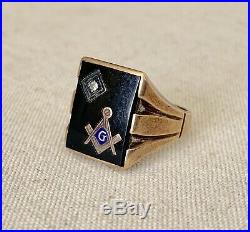 Vintage Mens 10K Gold Masonic Mason Signet Ring Rectangle Face Onyx Diamond