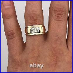 Vintage Mens 14k Yellow Gold. 18ctw Round Diamond Cluster Band Ring Size 9