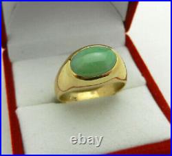 Vintage Solid 14K Gold Mens Pinky Ring with Beautiful Green Oval Jade size 7.5