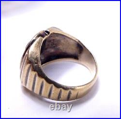 Vintage marked 10K yellow gold men's black onyx signet ring size 9