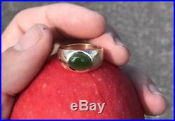 Vintage mid century 14K Yellow Gold and Jade Cabochon Men's Ring size 9.5