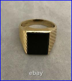 WOW 14K YELLOW GOLD VINTAGE 1980s MENS BLACK ONYX RIBBED RING